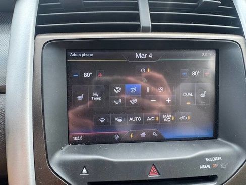 Used 2012 Ford Edge SEL image 45