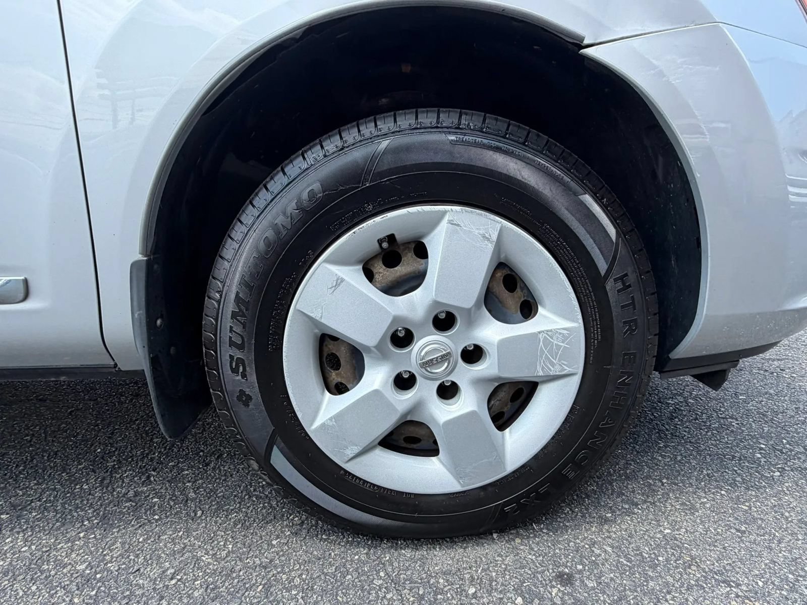 Used 2013 Nissan Rogue S FWD image 25