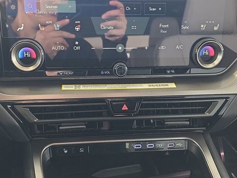 New 2026 Lexus TX 350 350 Luxury w/ Technology Package image 24