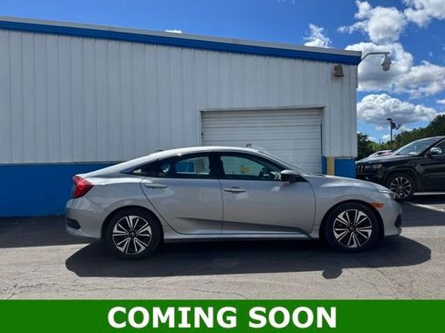 Used 2017 Honda Civic EX-T image 1