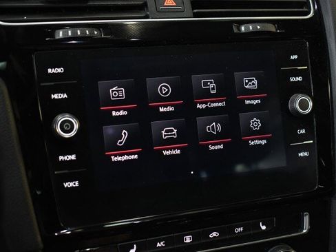 Used 2018 Volkswagen GTI SE w/ SE Leather Package FWD image 31