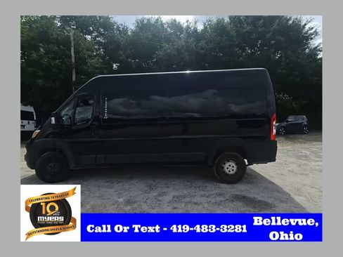 Used 2023 RAM ProMaster 2500 FWD image 1