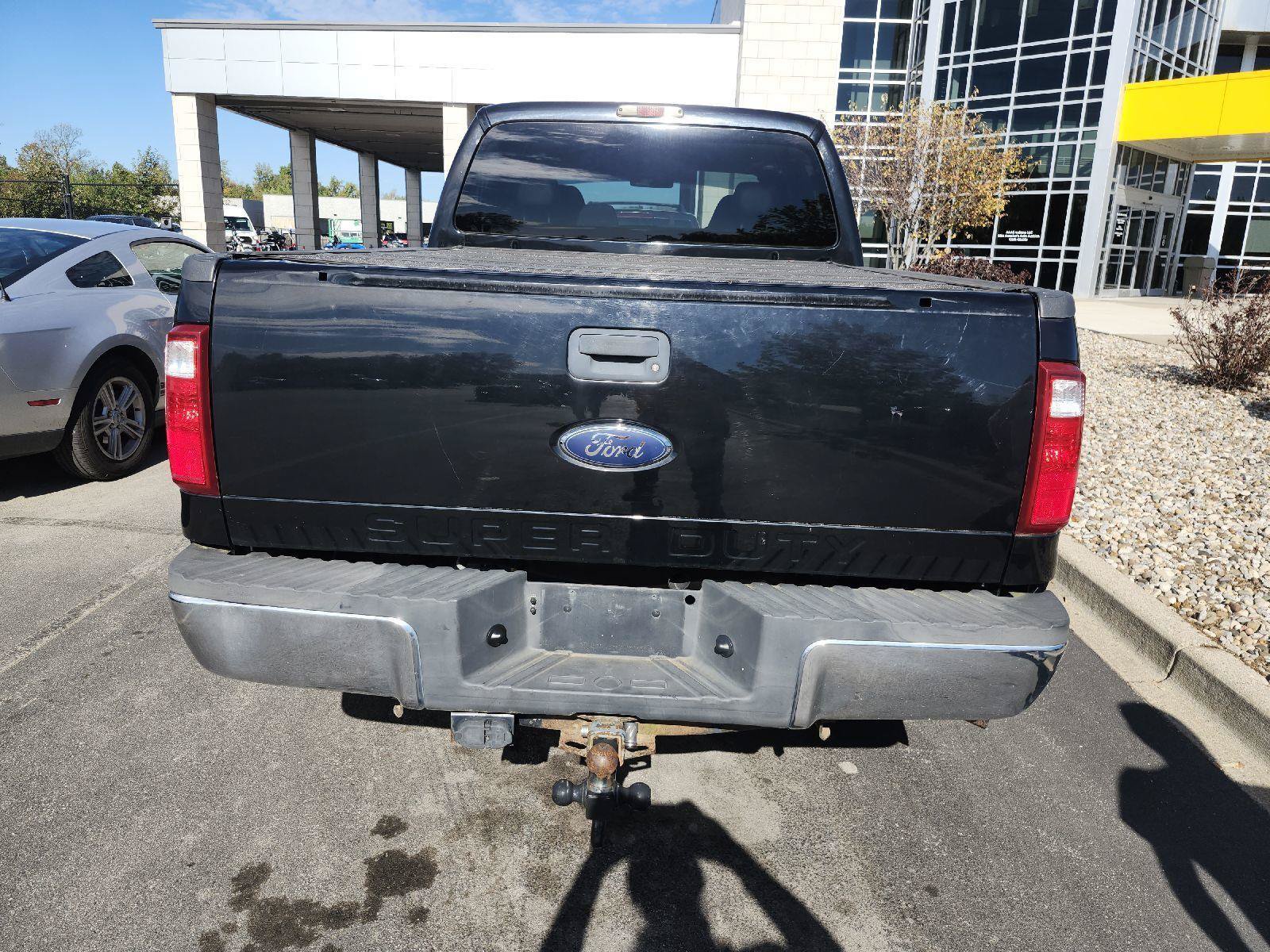 Used 2009 Ford F250 XLT AWD/4WD image 3