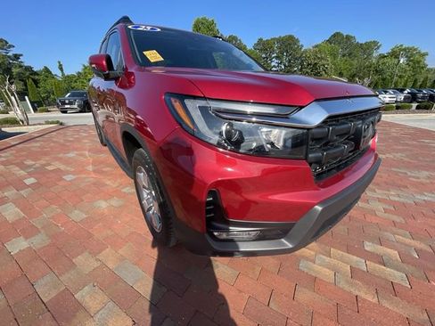 Certified 2025 Honda Ridgeline RTL image 5