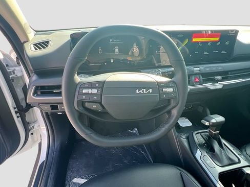 New 2026 Kia K4 EX FWD image 11