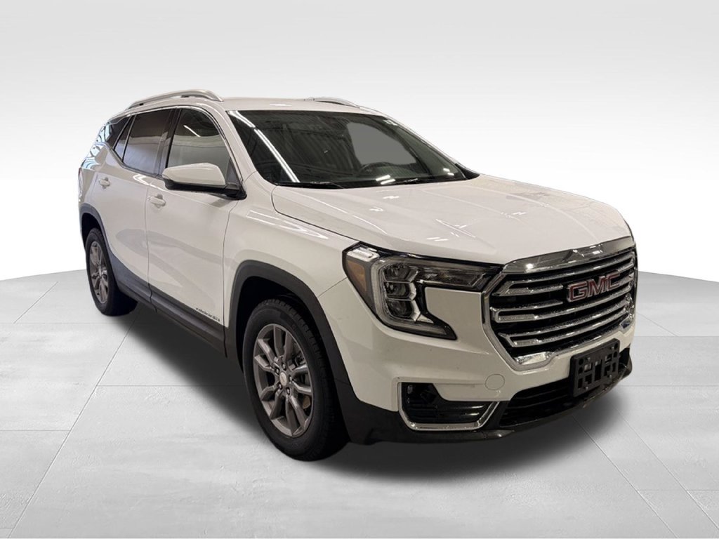 Used 2024 GMC Terrain SLT AWD/4WD image 7