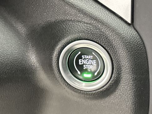 Used 2022 Chevrolet Silverado 1500 LTZ w/ LTZ Premium Package image 33