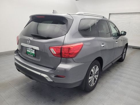 Used 2020 Nissan Pathfinder S image 9