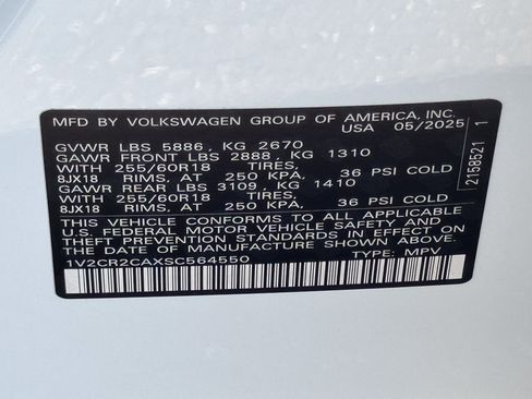 Used 2025 Volkswagen Atlas Peak Edition SE AWD/4WD image 42