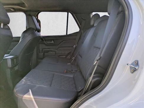 New 2026 Toyota 4Runner 4WD image 15