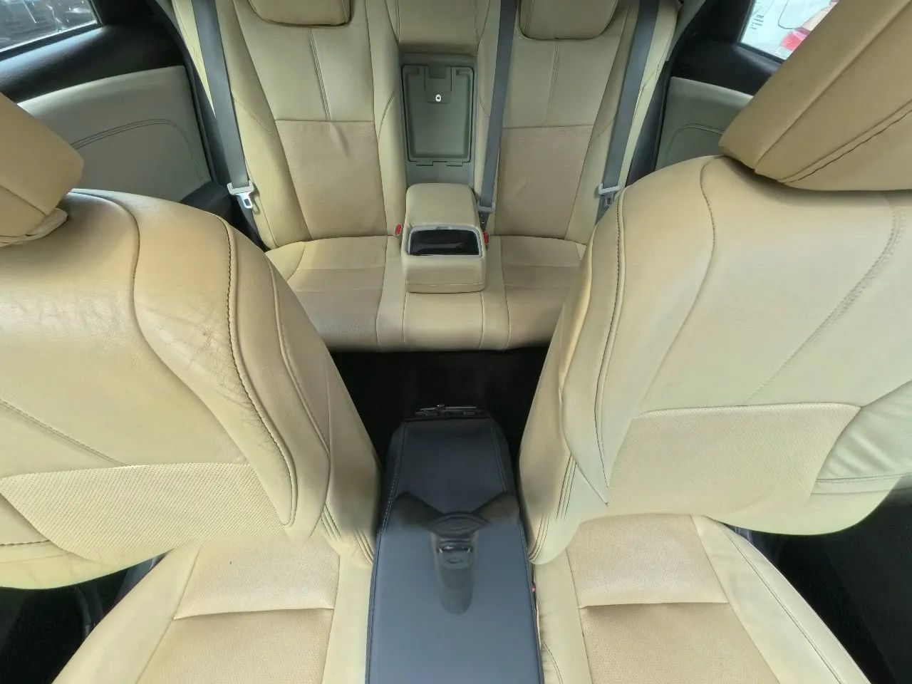 Used 2014 Toyota Avalon Limited w/ Technology Package FWD image 27