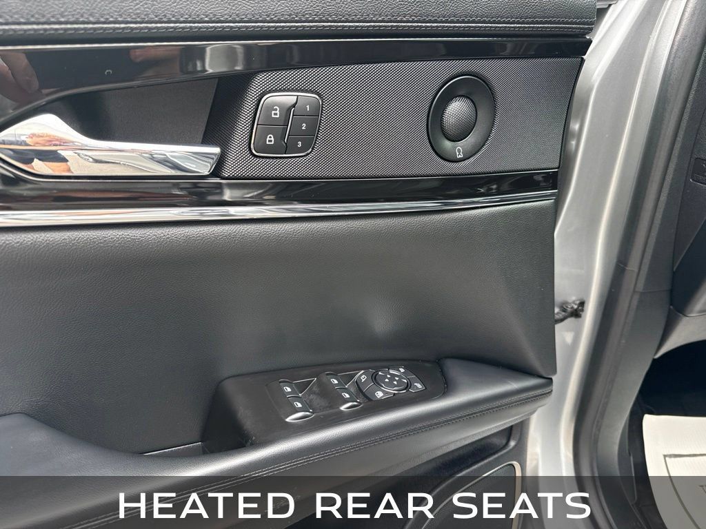 Used 2021 Lincoln Nautilus Reserve AWD/4WD image 23