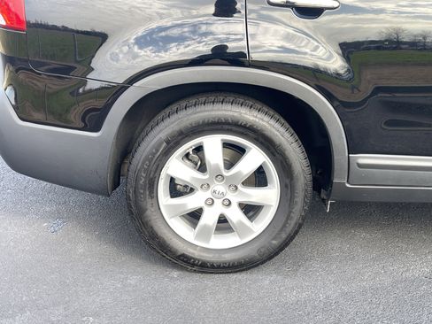 Used 2013 Kia Sorento LX image 34