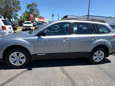 Used 2011 Subaru Outback 2.5i AWD/4WD image 7