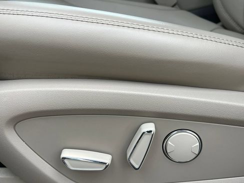 Used 2023 Lincoln Nautilus Reserve w/ Equipment Group 201A AWD/4WD image 10