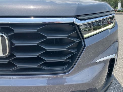 Certified 2025 Honda Pilot EX-L image 30