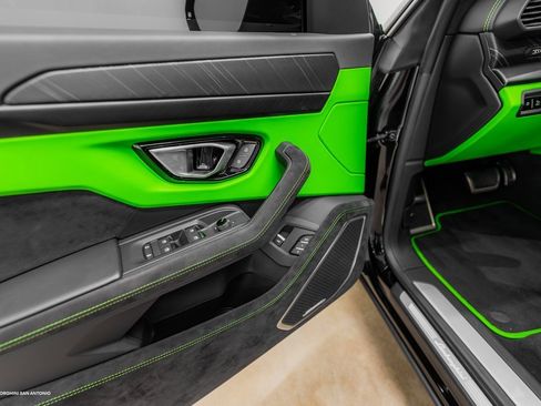 Used 2024 Lamborghini Urus S image 44