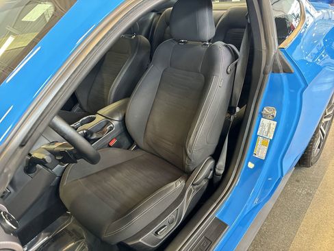 Used 2017 Ford Mustang EcoBoost image 18