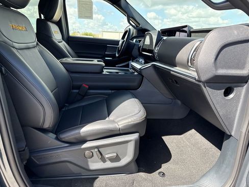 New 2026 Ford Expedition Tremor image 23