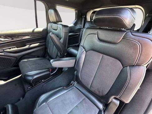 Used 2023 Jeep Grand Cherokee L Laredo AWD/4WD image 22