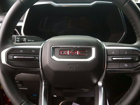 Used 2024 GMC Canyon Elevation w/ Elevation Premium Package RWD image 16
