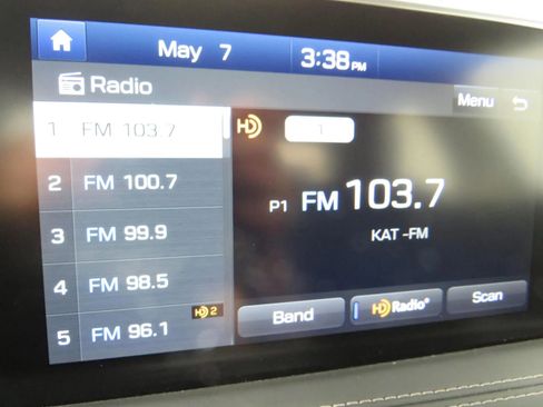 Used 2019 Genesis G70 2.0T Advanced image 22