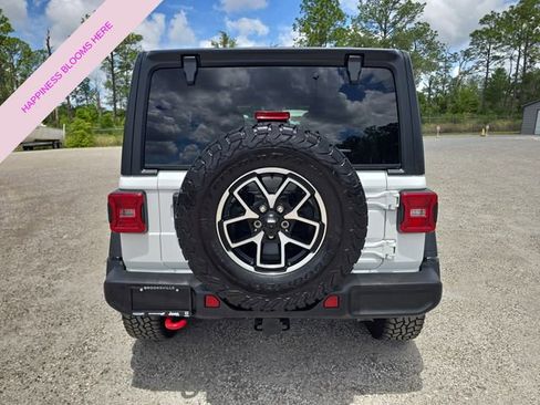 Certified 2024 Jeep Wrangler Unlimited Rubicon AWD/4WD image 4