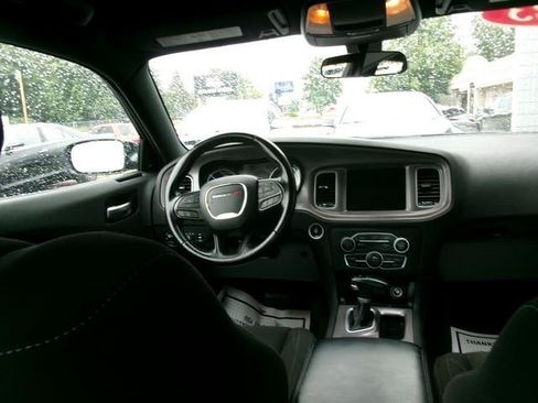 Used 2023 Dodge Charger SXT RWD image 25