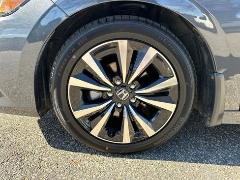 Used 2024 Honda Civic EX image 11