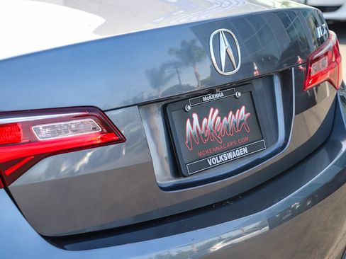 Used 2018 Acura ILX FWD image 10