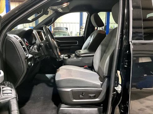 Used 2024 RAM 2500 Big Horn AWD/4WD image 22