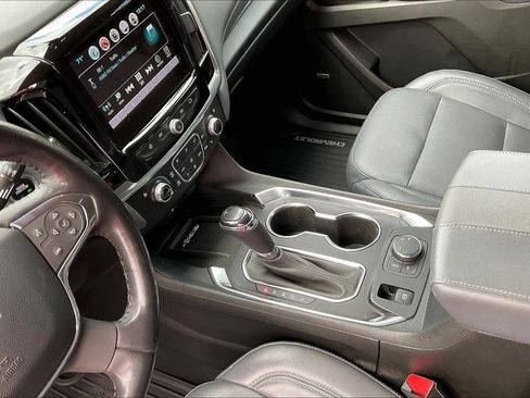 Used 2019 Chevrolet Traverse Premier AWD/4WD image 18