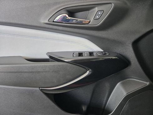 New 2026 Chevrolet Trax LT w/ Driver Confidence Package FWD image 24