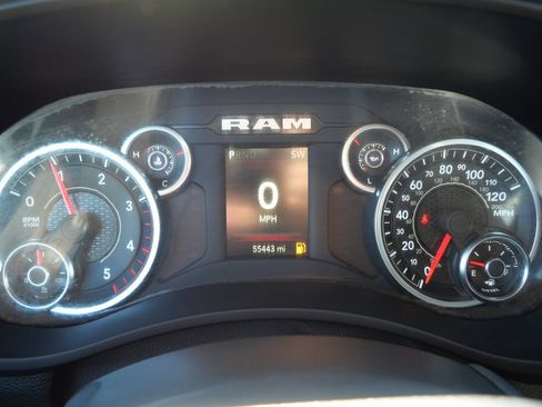 Used 2024 RAM 3500 Tradesman w/ Chrome Appearance Group image 17