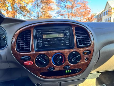 Used 2000 Toyota Tundra Limited image 22