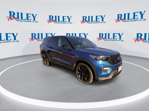 Certified 2021 Ford Explorer ST w/ Equipment Group 401A image 2