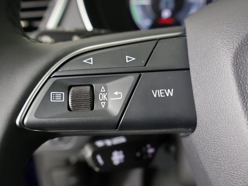 Used 2024 Audi Q5 e Premium Plus image 28