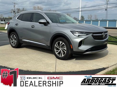 Used 2023 Buick Envision Essence image 1