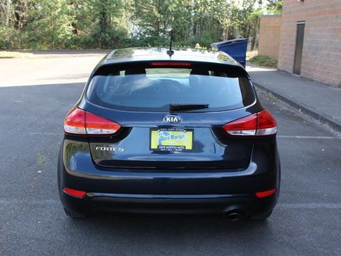 Used 2018 Kia Forte LX image 8