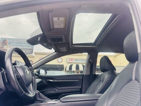 Used 2021 Toyota Camry SE image 38