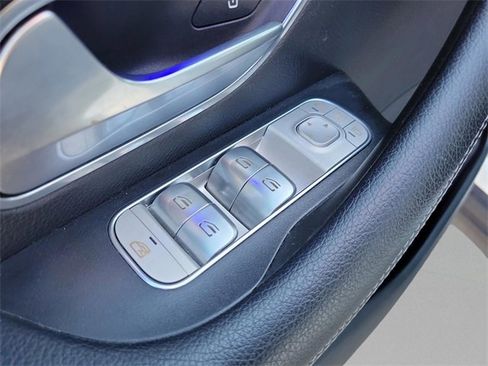 Used 2024 Mercedes-Benz GLE 350 4MATIC image 13