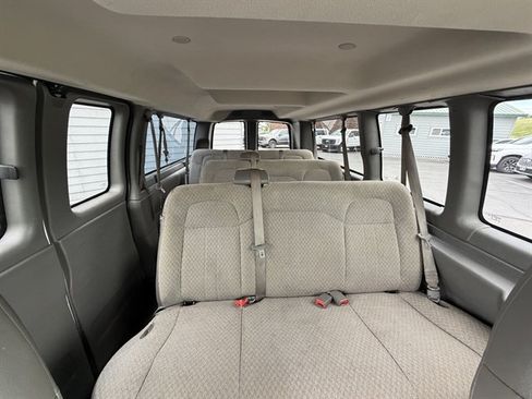 Used 2016 Chevrolet Express 3500 LT w/ LT Preferred Equipment Group RWD image 32