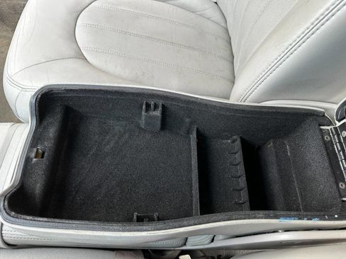 Used 2007 Buick Lucerne CXL image 39