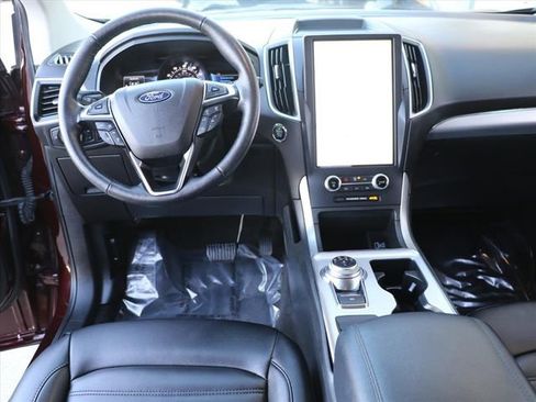 Used 2022 Ford Edge SEL w/ Convenience Package image 17