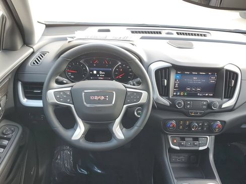 Certified 2023 GMC Terrain SLT w/ Infotainment Package II AWD/4WD image 18