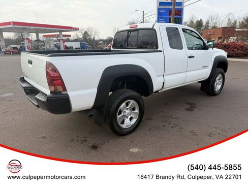 Used 2014 Toyota Tacoma PreRunner w/ Convenience Package image 5