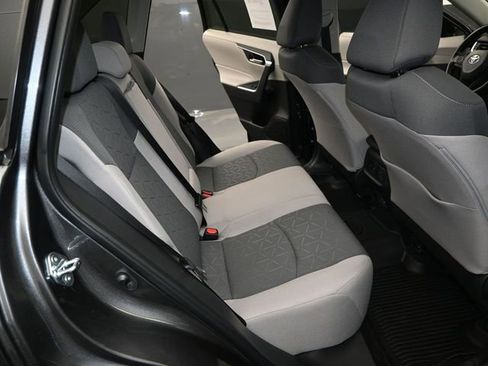 Used 2025 Toyota RAV4 XLE image 16