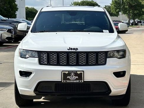 Used 2020 Jeep Grand Cherokee Altitude RWD image 8