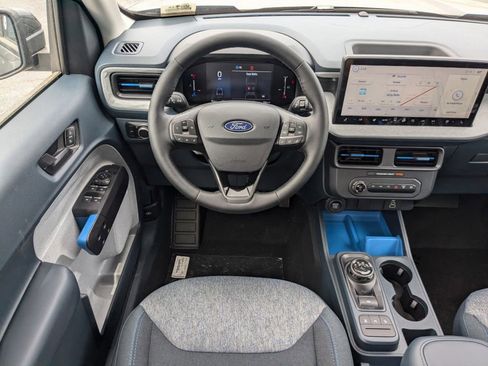 New 2025 Ford Maverick XLT w/ XLT Luxury Package image 18