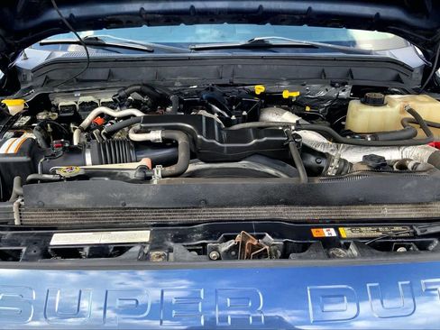 Used 2016 Ford F250 King Ranch w/ FX4 Off-Road Package image 30